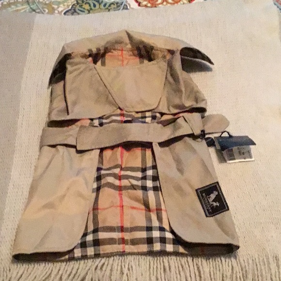 burberry b classic